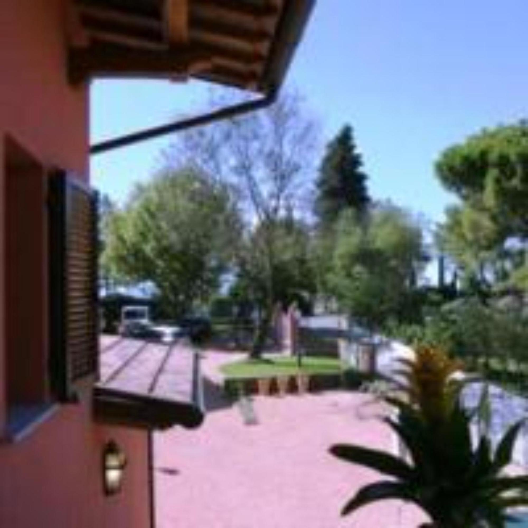 La Bettola Tavern Rooms Restaurant Montopoli in Val dʼArno Exterior foto