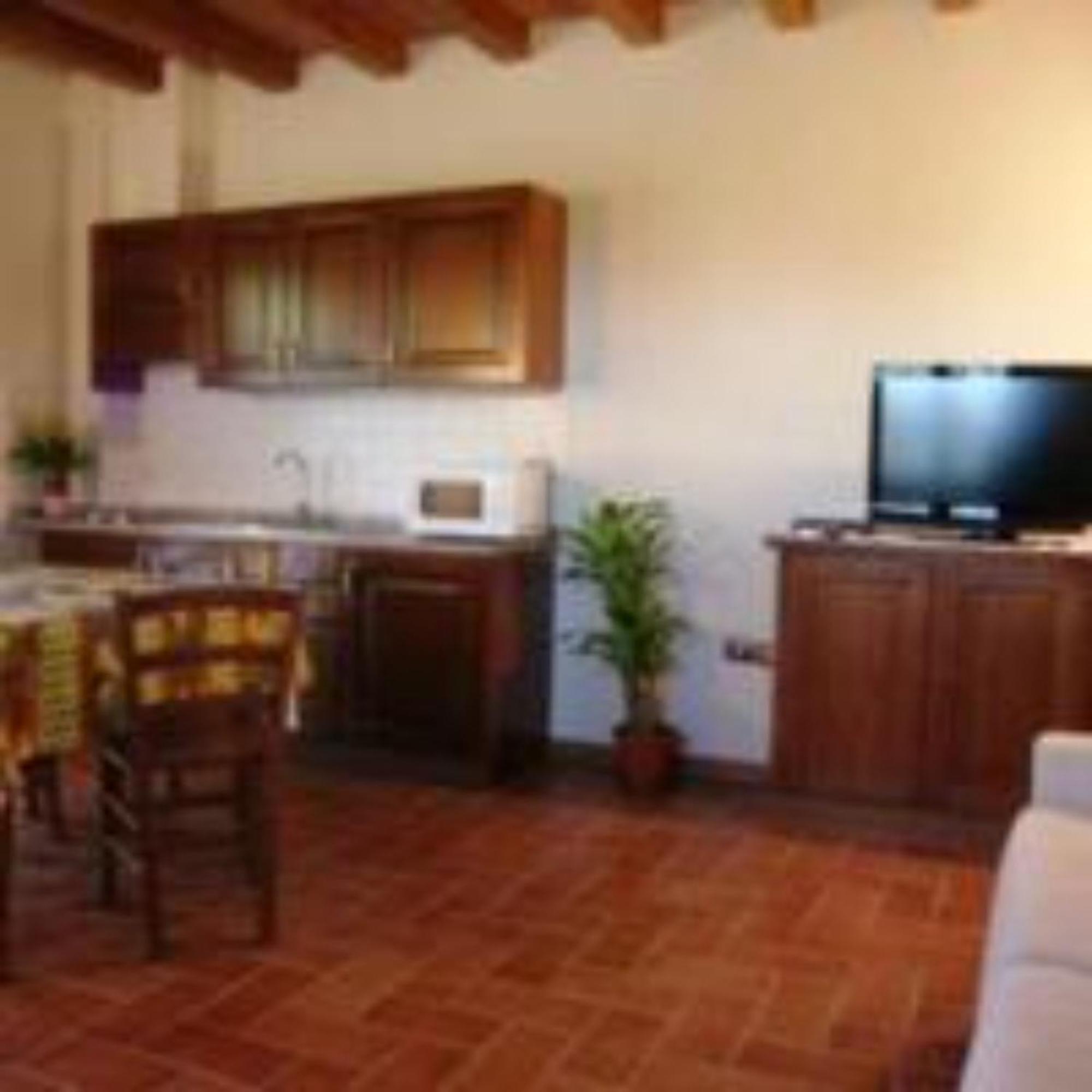 La Bettola Tavern Rooms Restaurant Montopoli in Val dʼArno Exterior foto