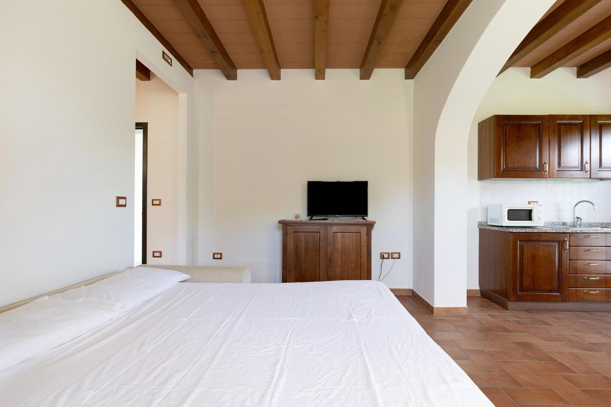 La Bettola Tavern Rooms Restaurant Montopoli in Val dʼArno Exterior foto